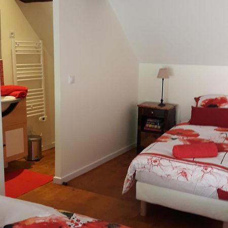 La Maison Rose: Lieu Atypique Hotell Nemours Exteriör bild